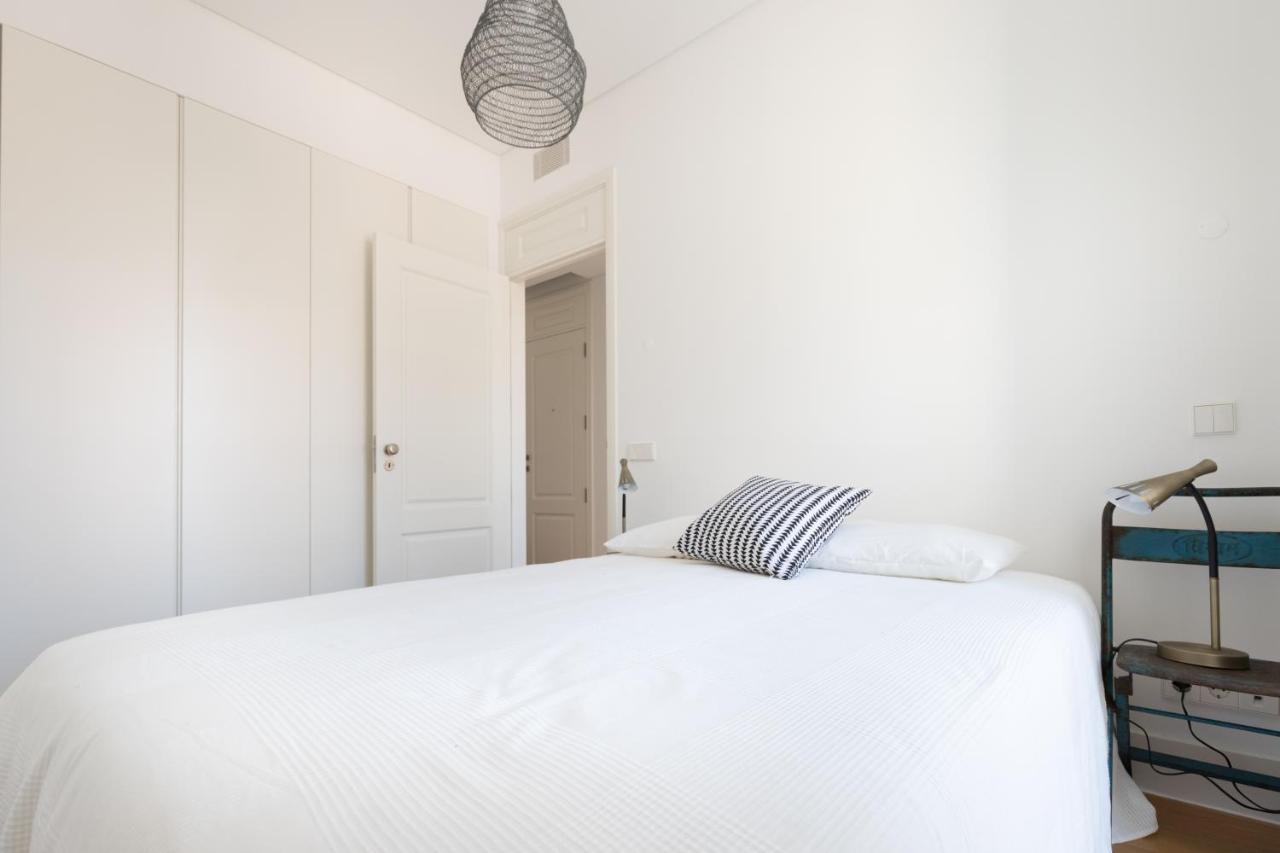 Prime Lisbon - Mouraria Apartment ภายนอก รูปภาพ